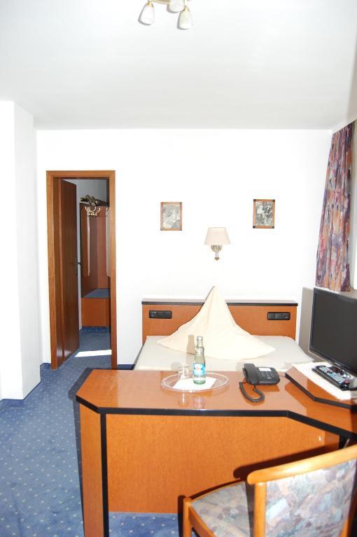 Hotel Zum Nussbaum Dresden Zimmer foto